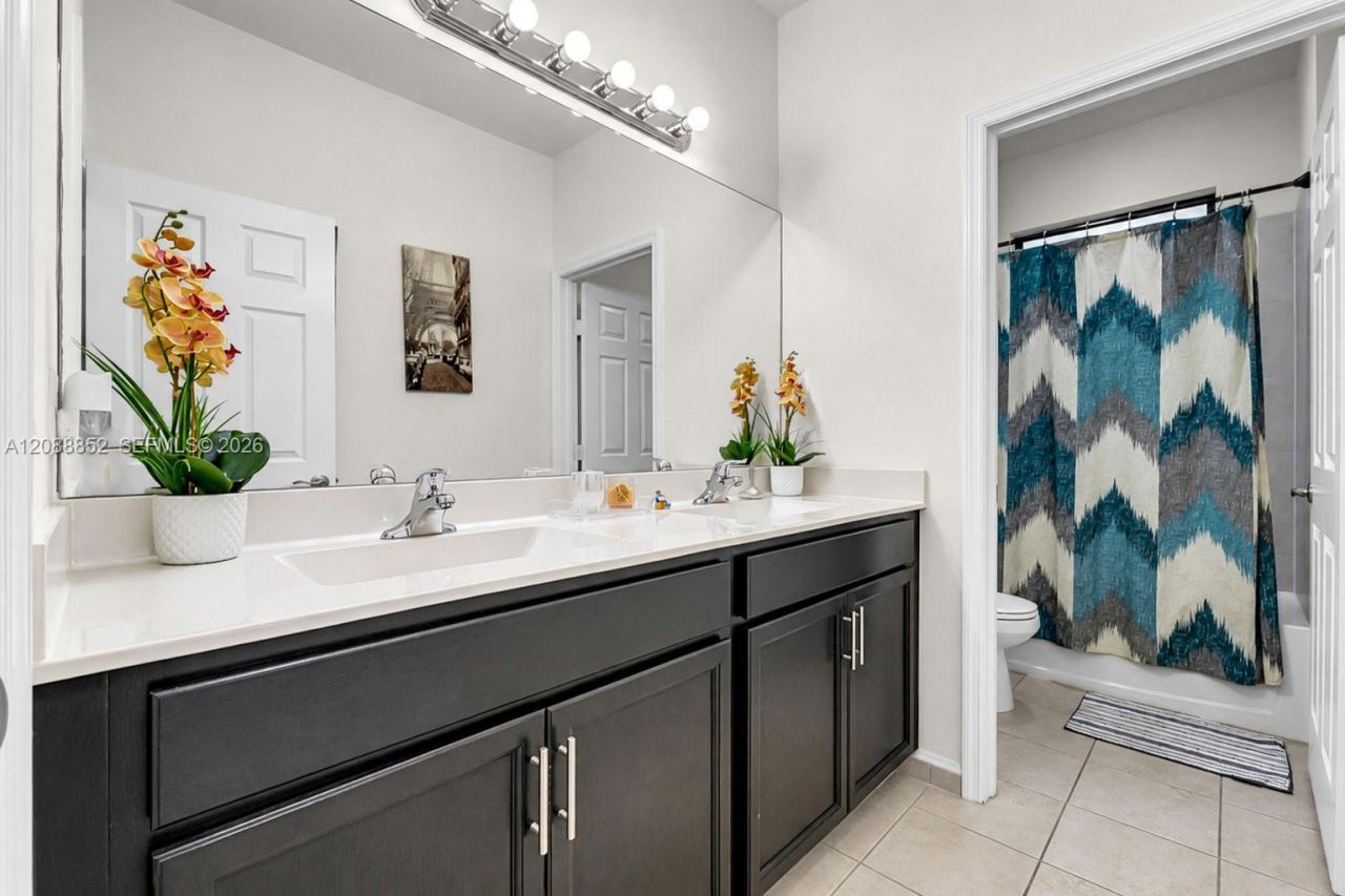 3573 W 106th Ter , Hialeah, FL 33018 Photo