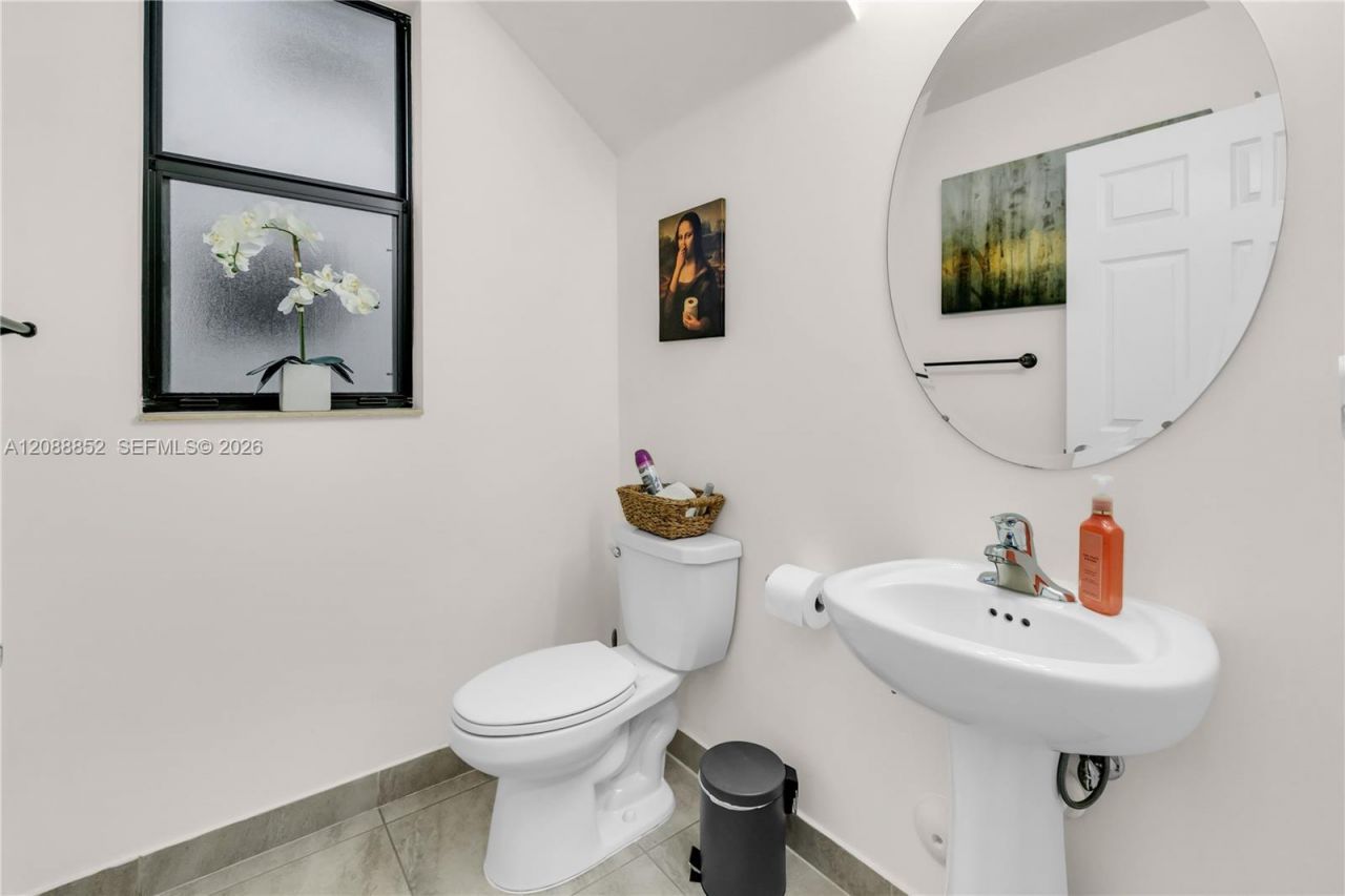 3573 W 106th Ter , Hialeah, FL 33018 Photo