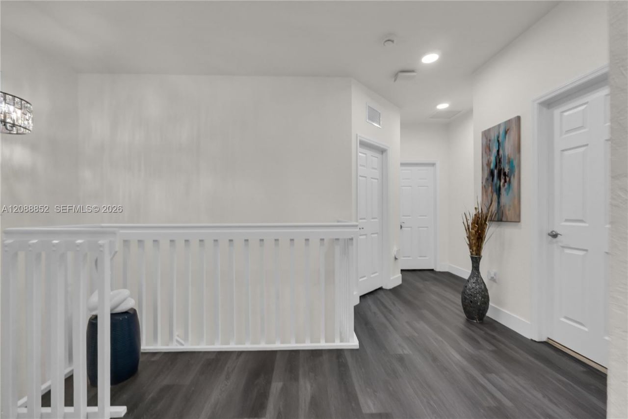 3573 W 106th Ter , Hialeah, FL 33018 Photo