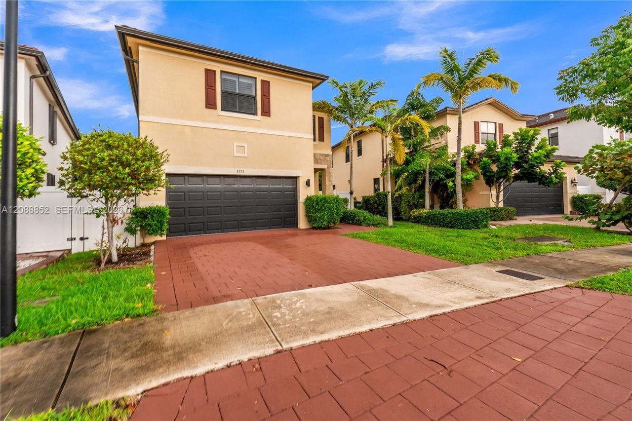 3573 W 106th Ter , Hialeah, FL 33018 Photo