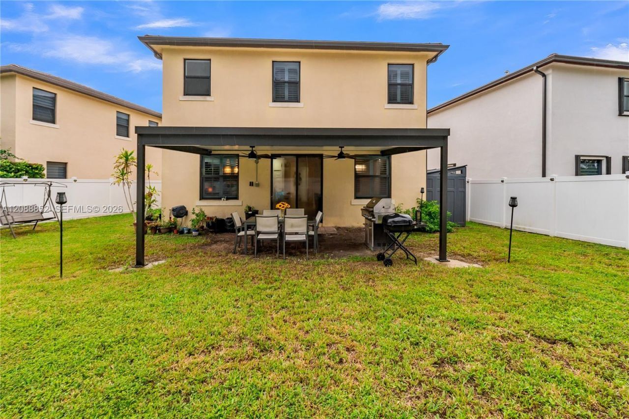 3573 W 106th Ter , Hialeah, FL 33018 Photo