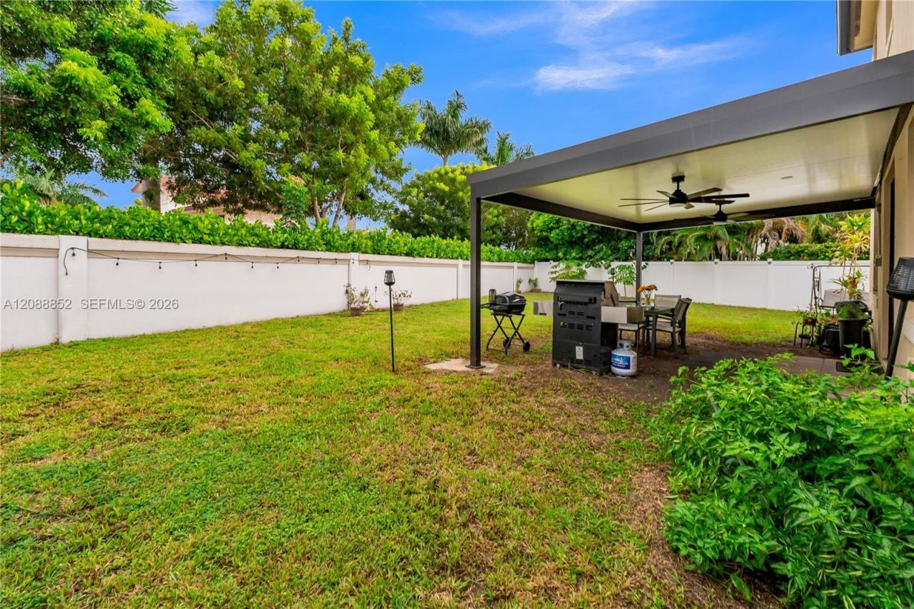 3573 W 106th Ter , Hialeah, FL 33018 Photo