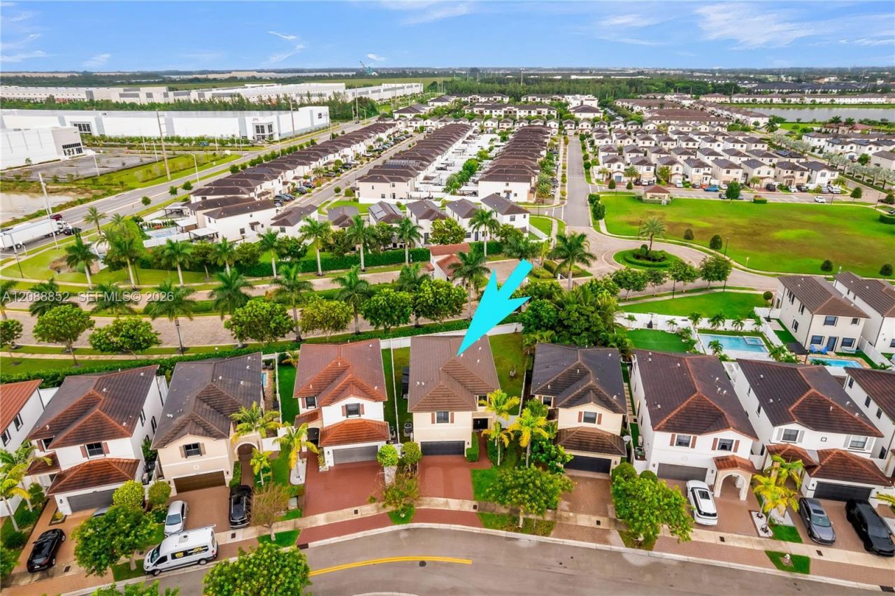 3573 W 106th Ter , Hialeah, FL 33018 Photo