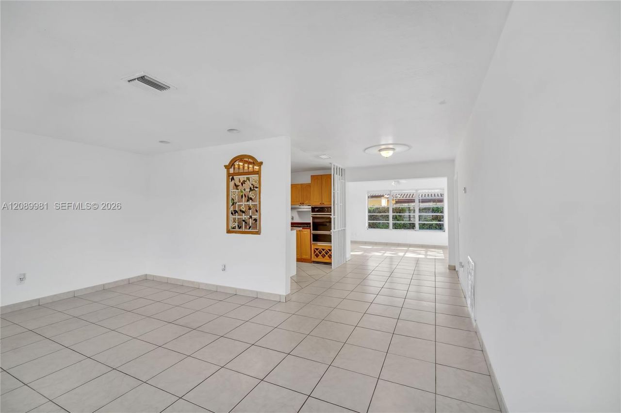 7970 SW 17th St , Miami, FL 33155 Photo
