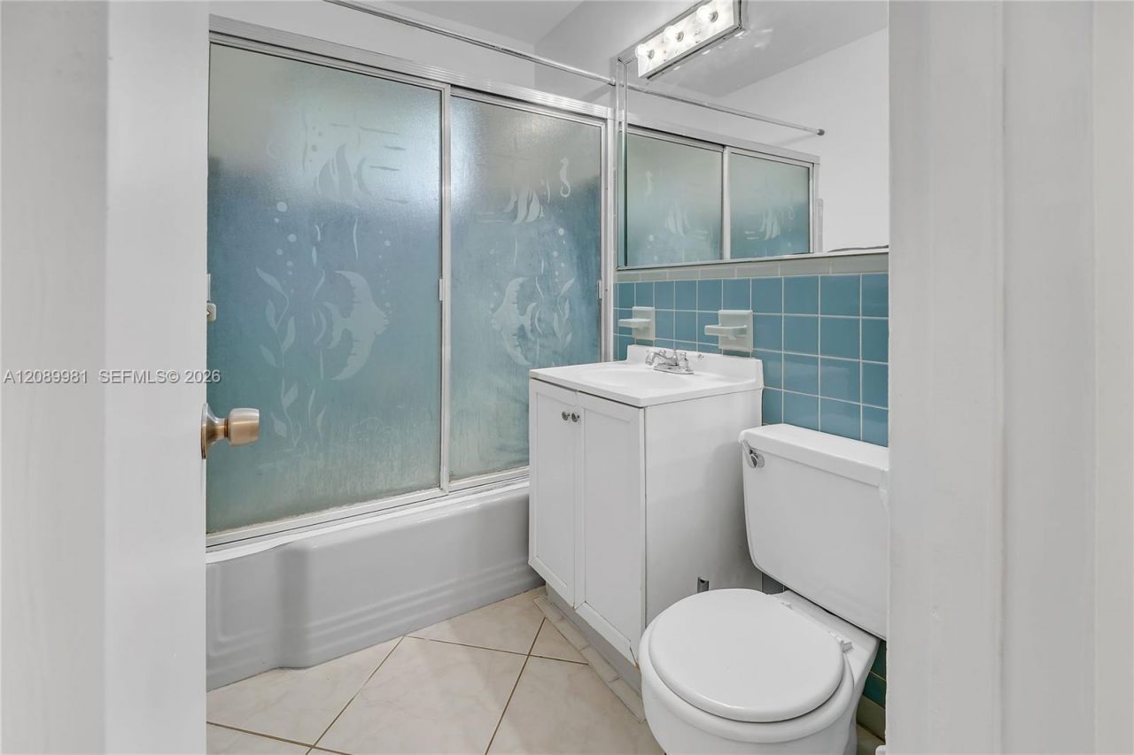 7970 SW 17th St , Miami, FL 33155 Photo