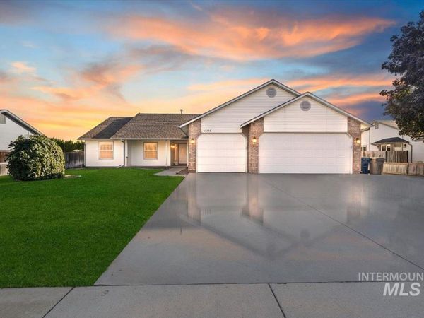 1404 Burnett Dr, Nampa, ID 83651