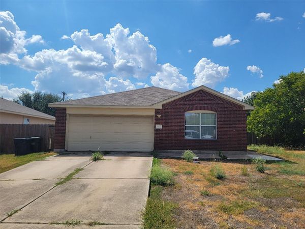 407 Saul ST, Hutto, TX 78634