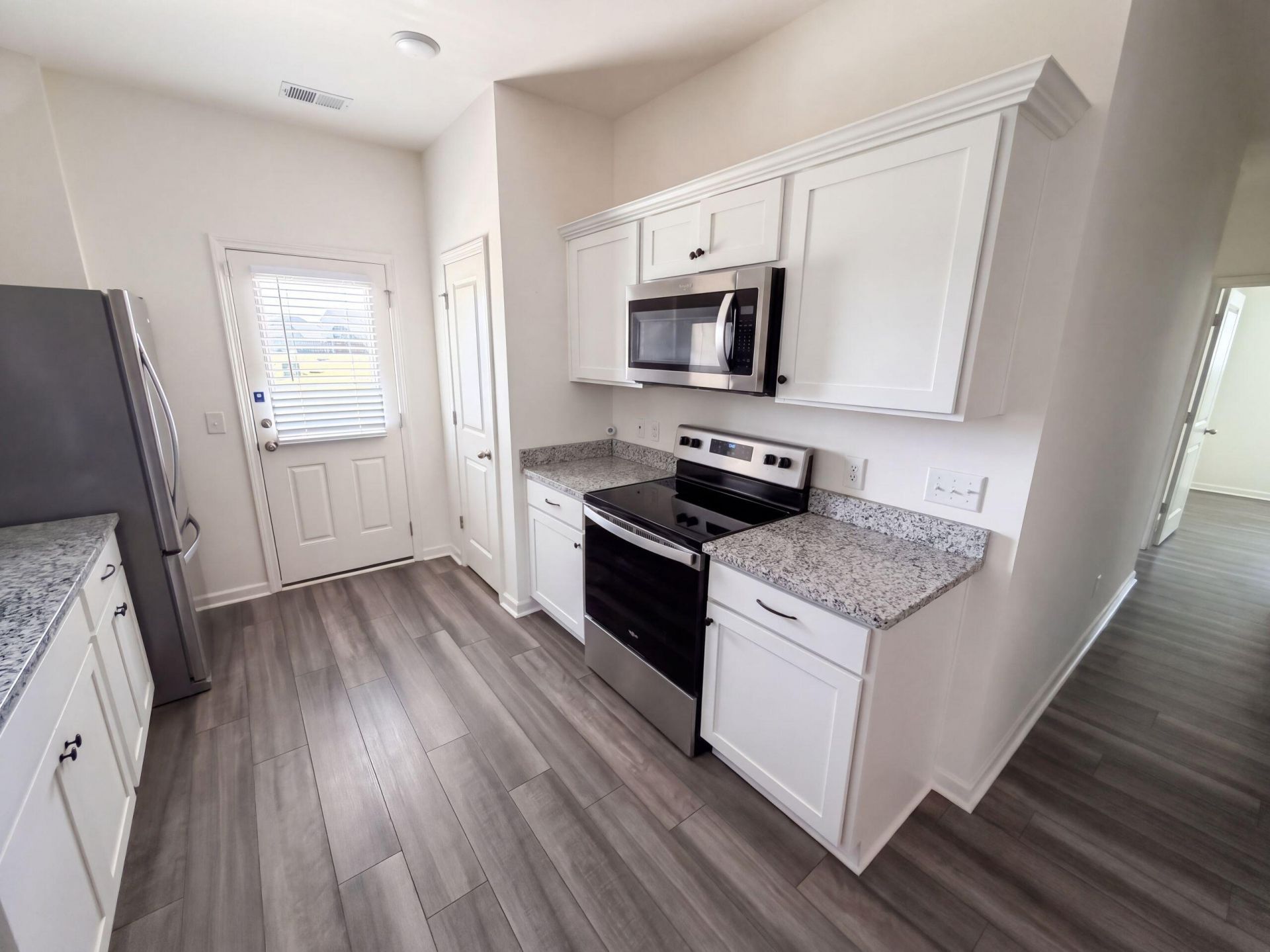 615 Polaris Way Photo 6