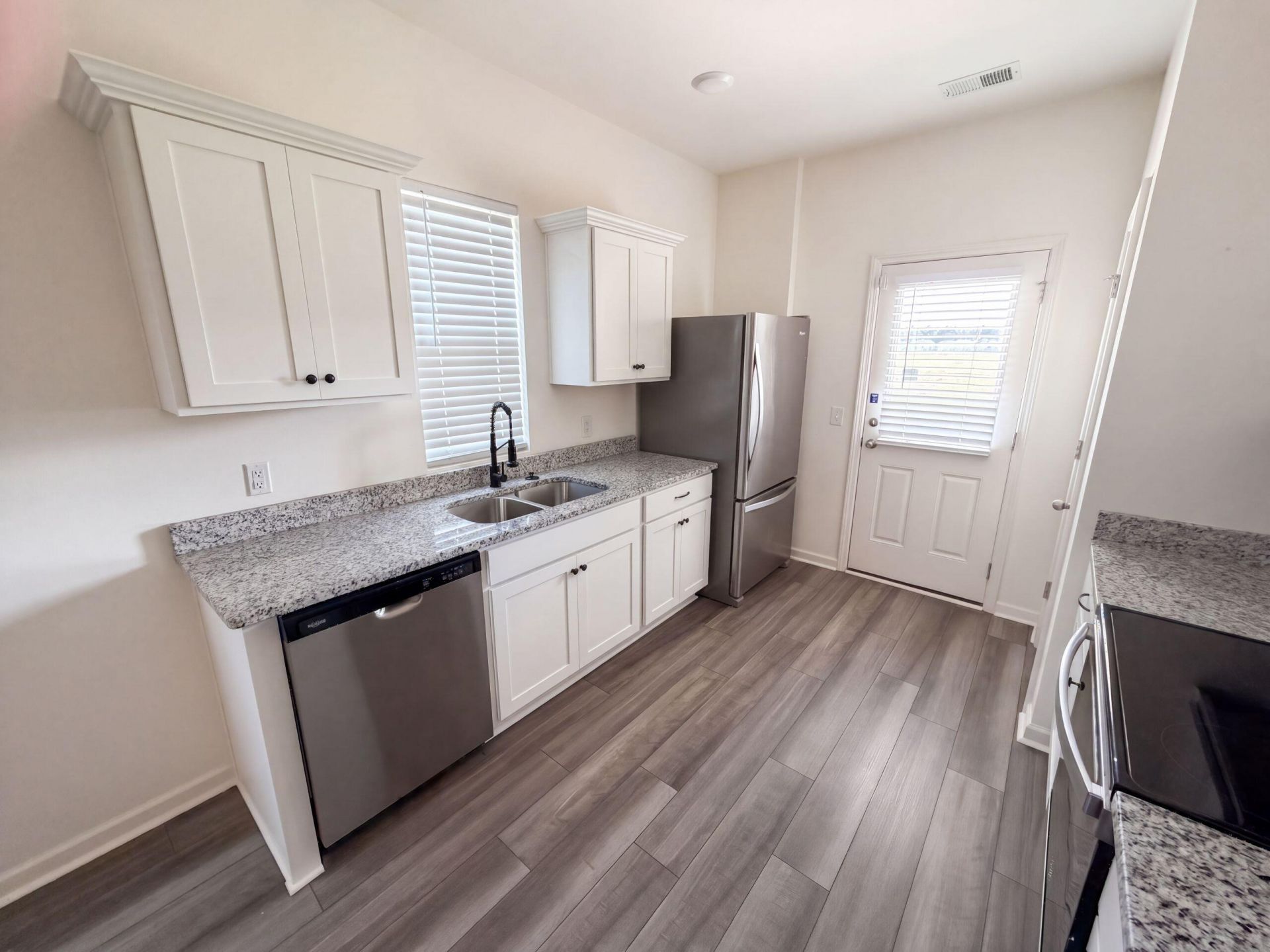 615 Polaris Way Photo 7