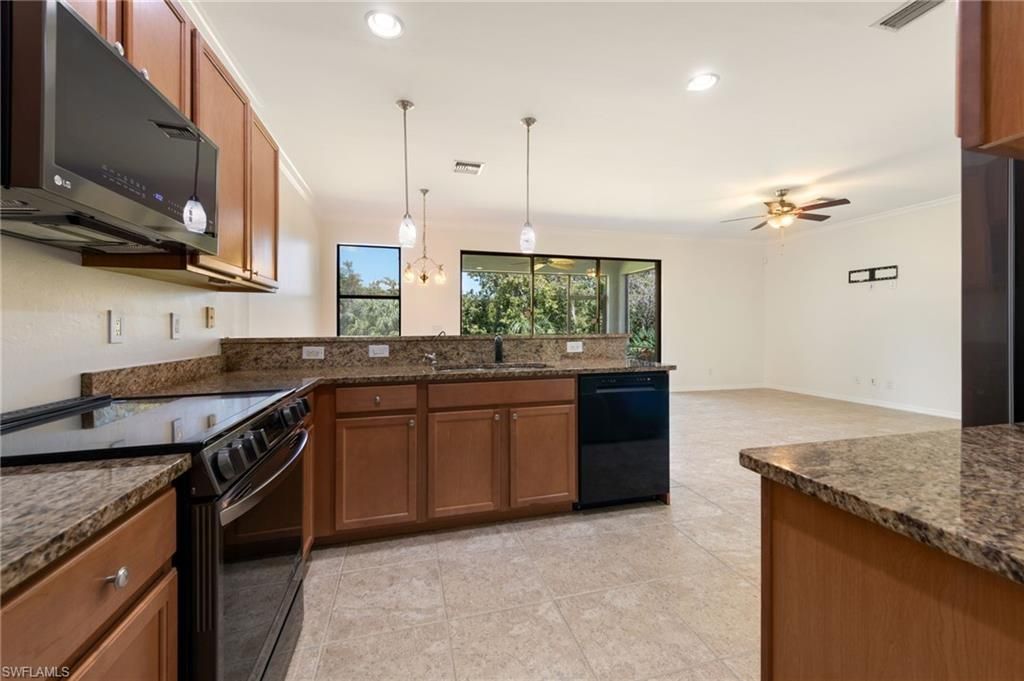 15346 Summit Place Cir, Unit 161, Naples, FL 34119 Photo