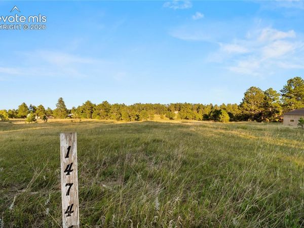 14745 W Kiowa Creek Lane, Colorado Springs, CO 80908