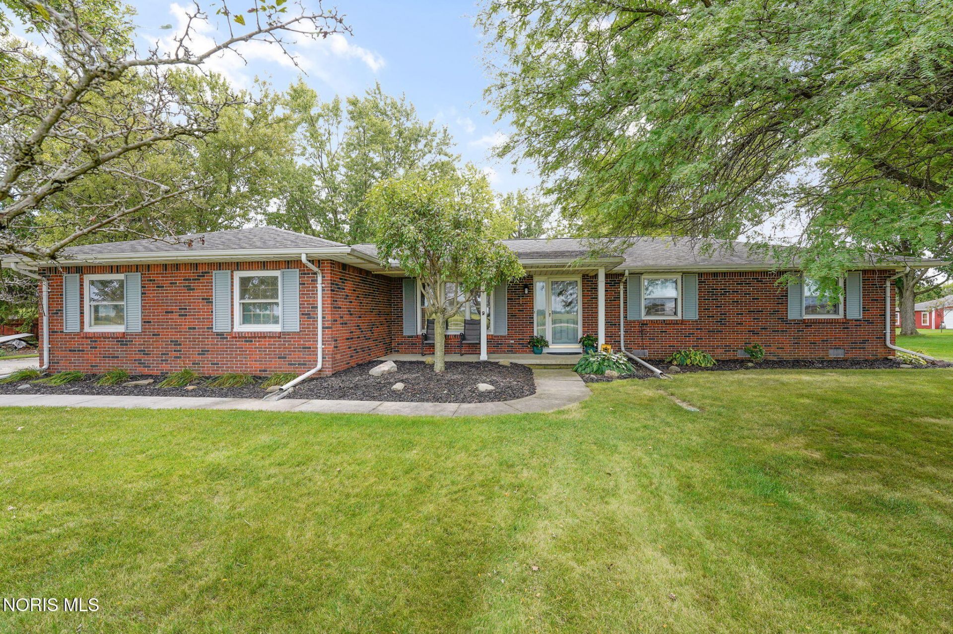 3881 Garling Road, Luckey, OH 43443 Main Photo