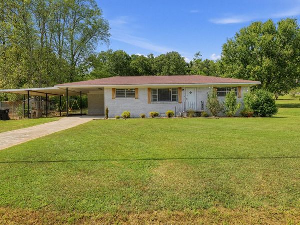 3802 Grand Avenue, Fort Payne, AL 35967