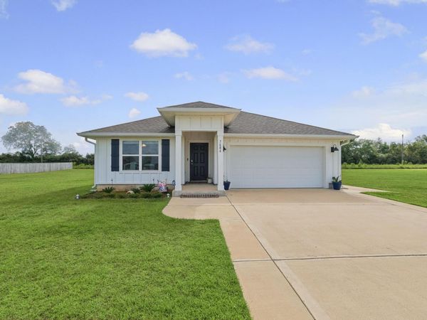 7684 Gumbo Avenue, Pace, FL 32571