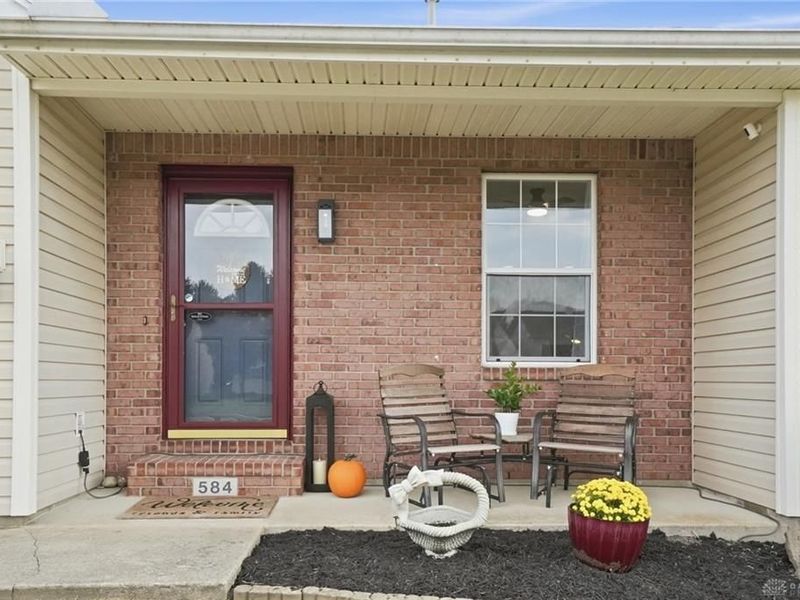584 Cheyenne Court, Wilmington, OH 45177 Photo 2