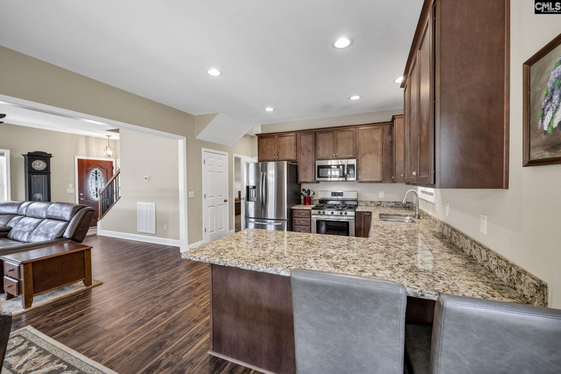 266 Middlefield Road  Photo 15