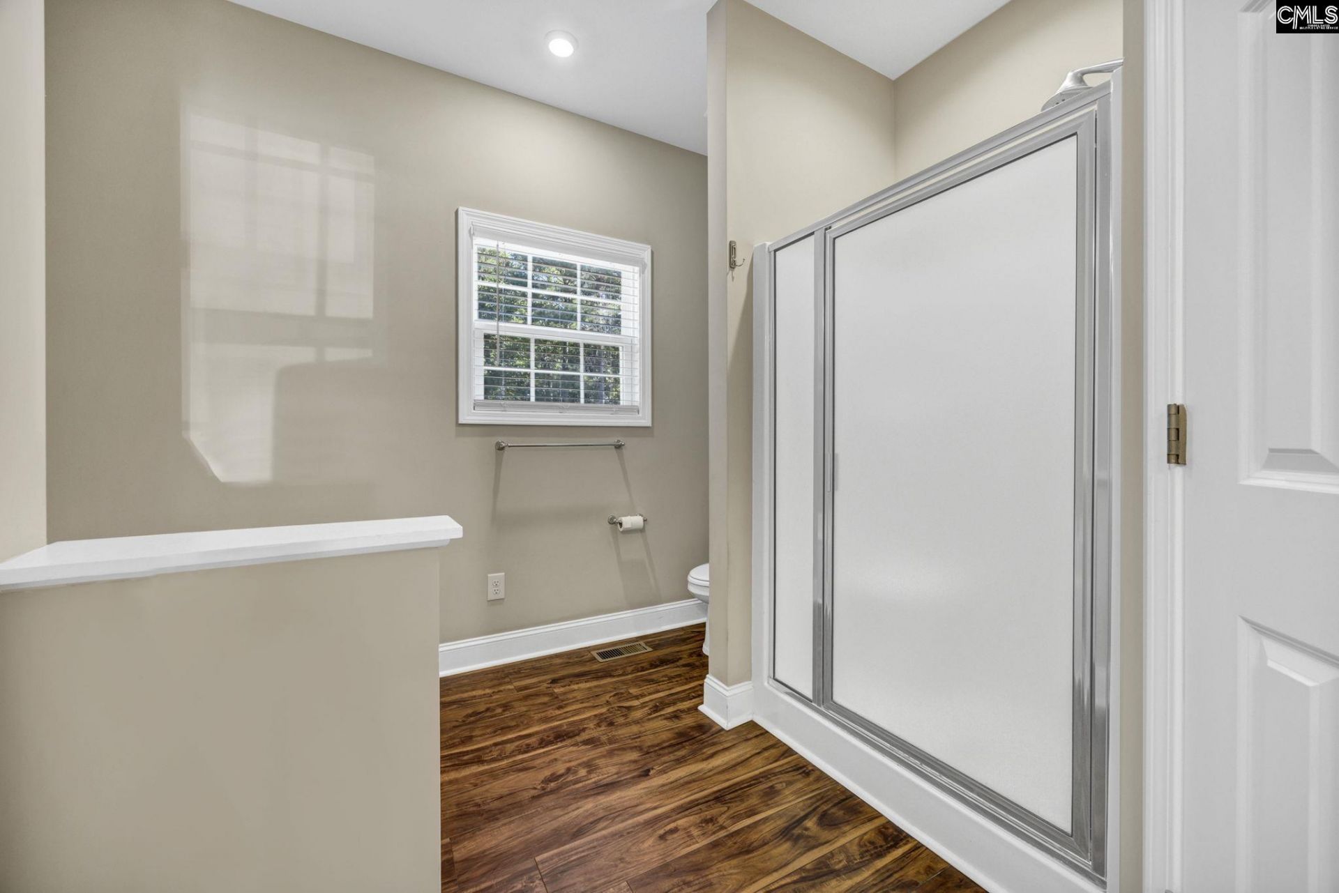 266 Middlefield Road  Photo 22