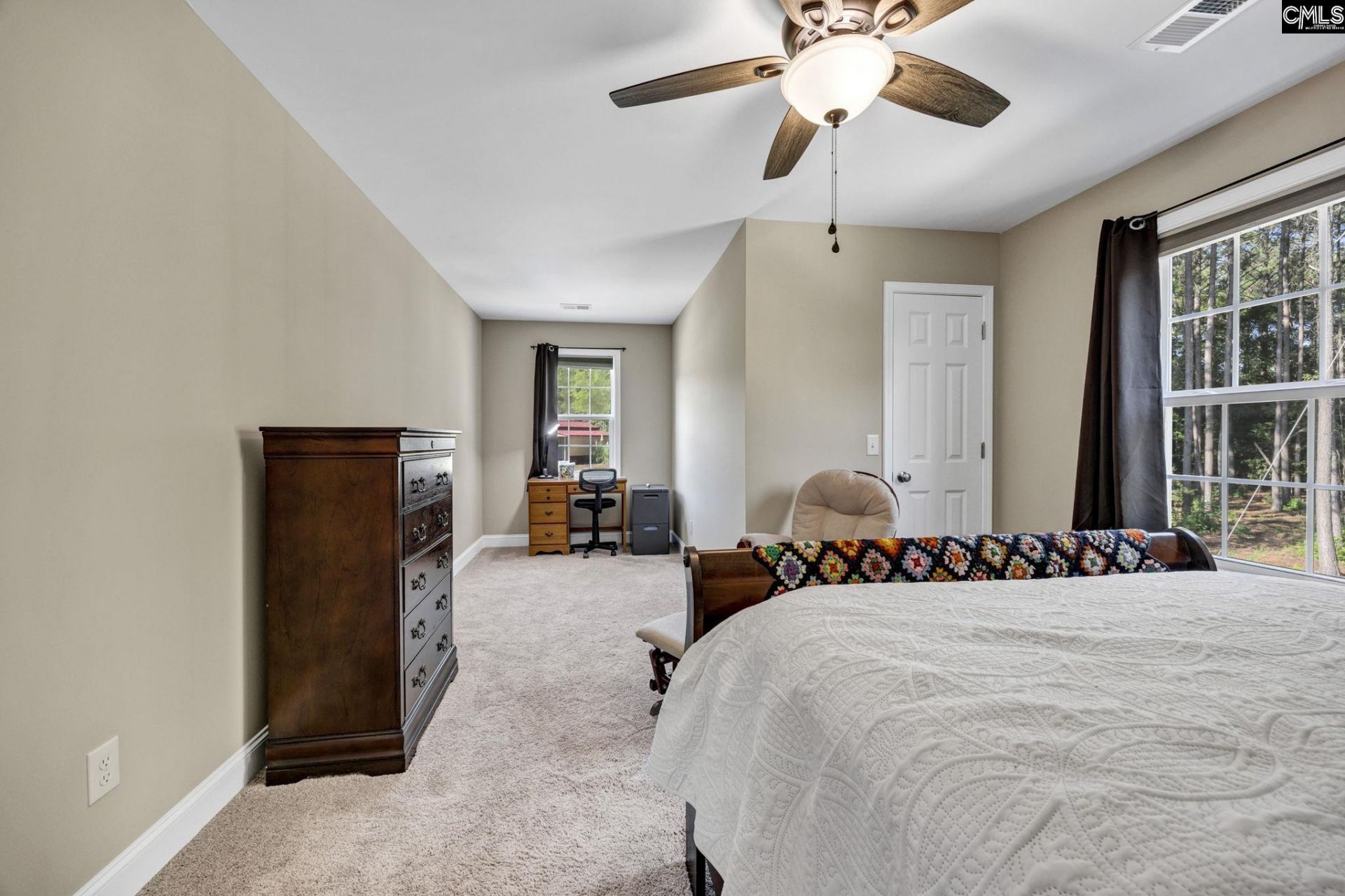 266 Middlefield Road  Photo 32