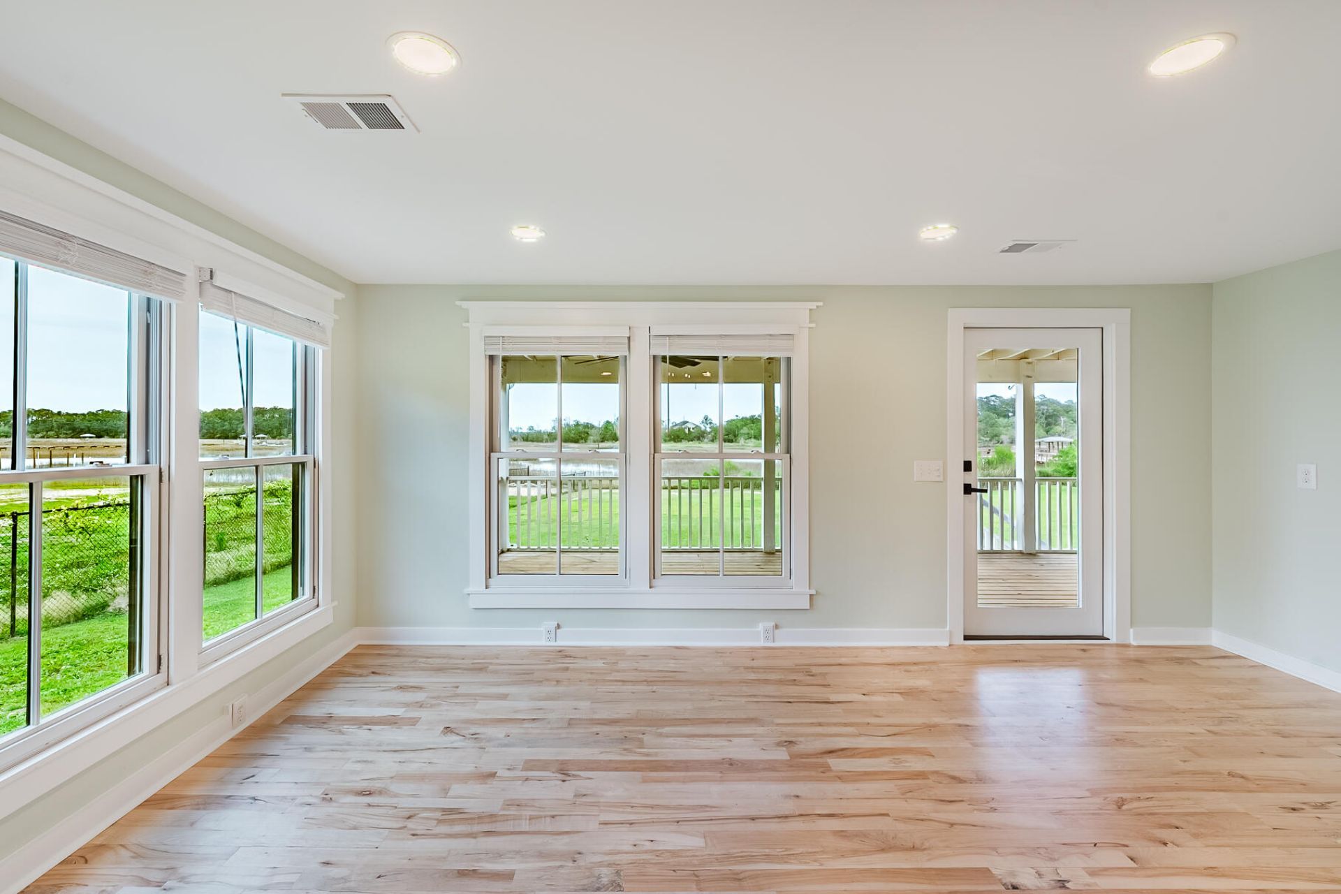 1269 River Road Photo 11