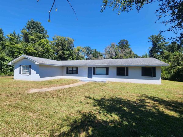 13352 NW County Road 12 , Bristol, FL 32321