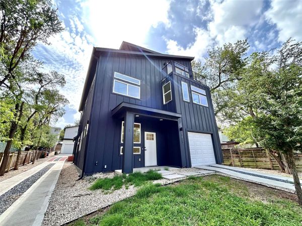 1403 Cometa ST, Unit 1, Austin, TX 78721