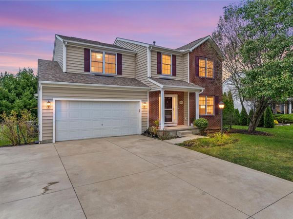 1597 Daffodil Place , Lewis Center, OH 43035