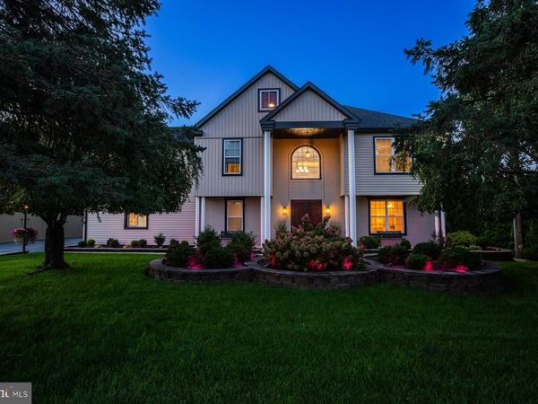 631 1/2 W ORANGE STREET, LITITZ, PA 17543
