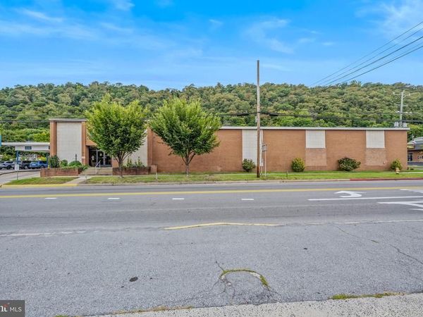 44 UNION STREET, BERKELEY SPRINGS, WV 25411