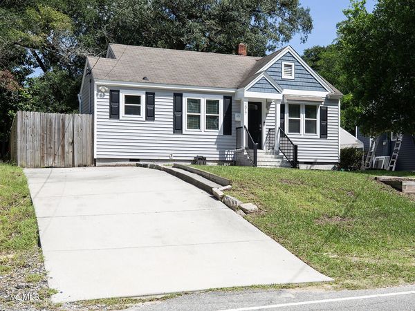 2017 Burnett Boulevard , Wilmington, NC 28401