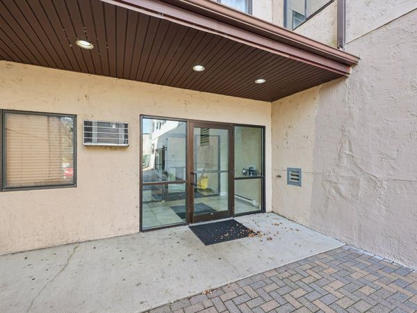 221 Grand Ave , Unit 115, South Saint Paul, MN 55075