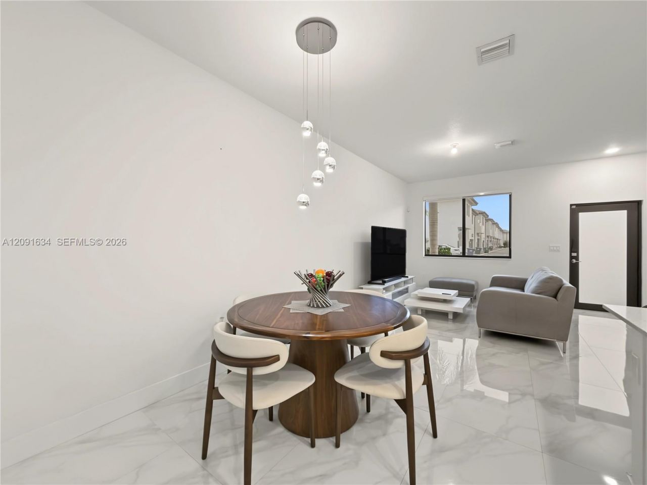 4278 NW 82nd Ave, Doral, FL 33166 Photo