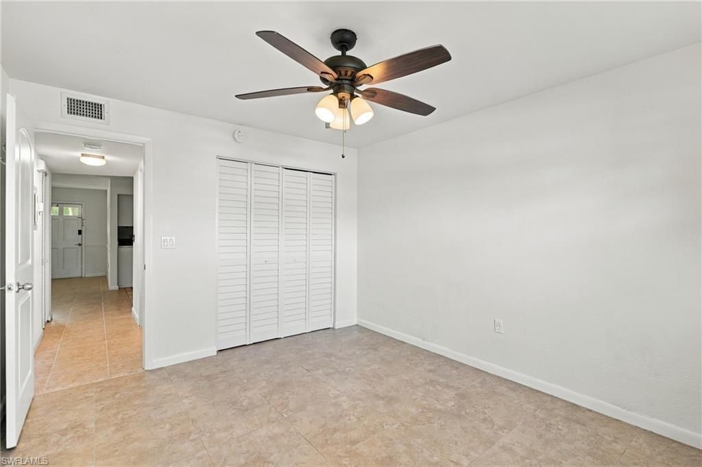 4290 Gulfstream Dr, Unit 5, Naples, FL 34112 Photo