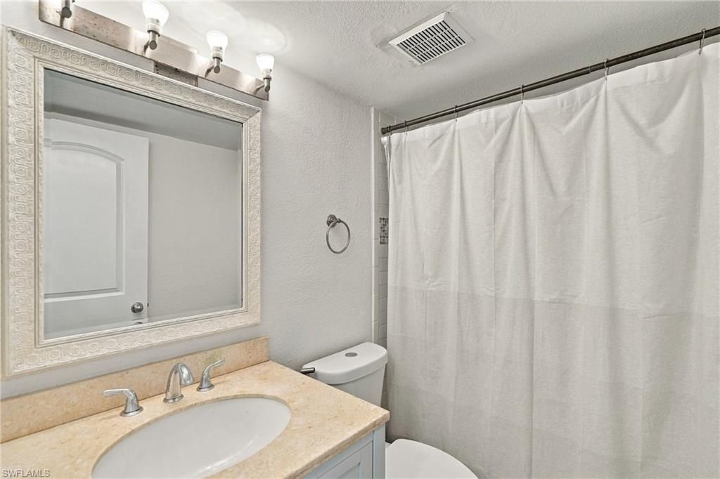 4290 Gulfstream Dr, Unit 5, Naples, FL 34112 Photo