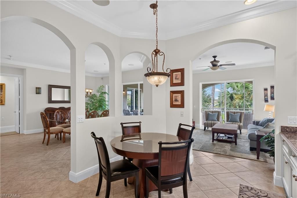 3177 Aviamar Cir, Unit 202, Naples, FL 34114 Photo