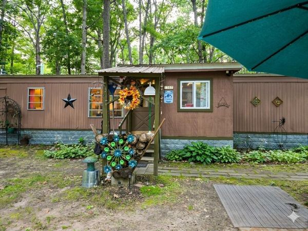 1357 E Grand Boulevard, Topinabee, MI 49791