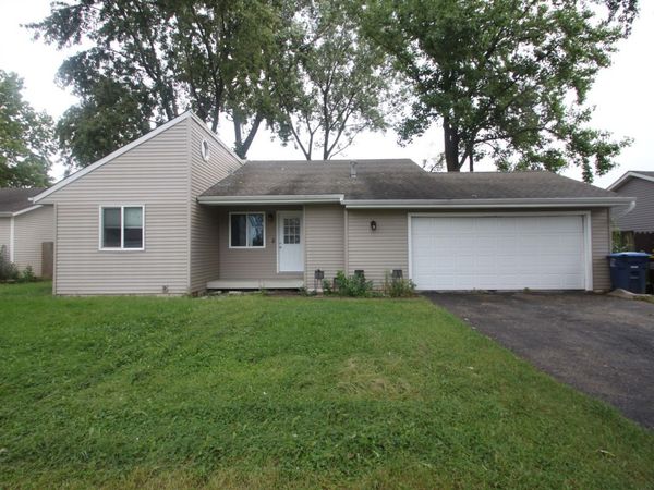 1822 14th Avenue , Belvidere, IL 61008