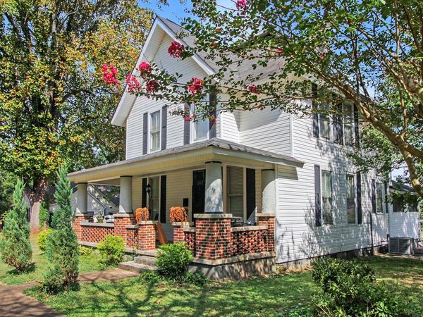 207 Magnolia Avenue, South Pittsburg, TN 37380