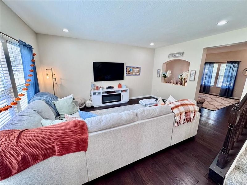 4303 Hunting Hawk Drive, Turtlecreek Township, OH 45036 Photo 8
