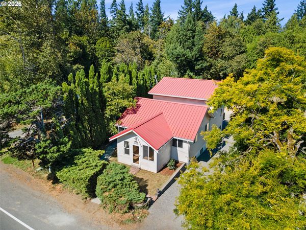 36723 E HIST COLUMBIA RIVER HWY, Corbett, OR 97019