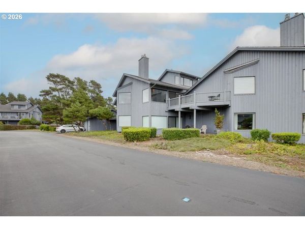 4175 N HIGHWAY 101, Unit M-2, Depoe Bay, OR 97341
