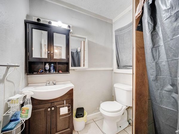 209 Sherman Avenue, Panama City, FL 32401
