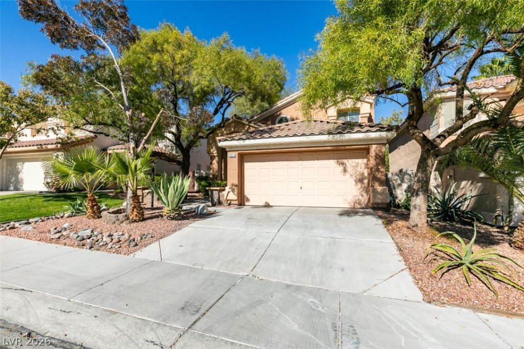9824 Via Delores Avenue, Las Vegas, NV 89117 Main Photo