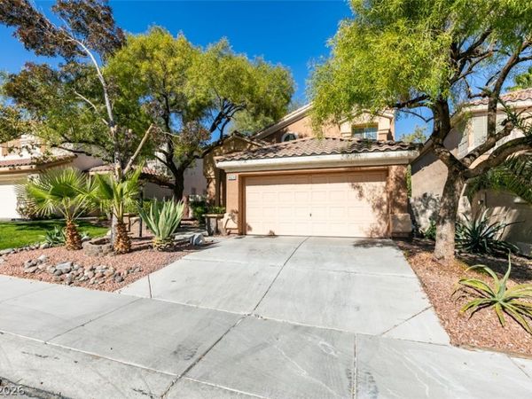 9824 Via Delores Avenue, Las Vegas, NV 89117