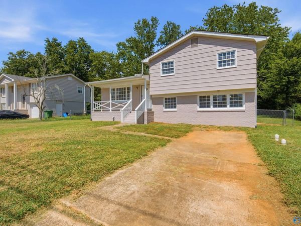 3604 NW Stag Run Drive, Huntsville, AL 35810
