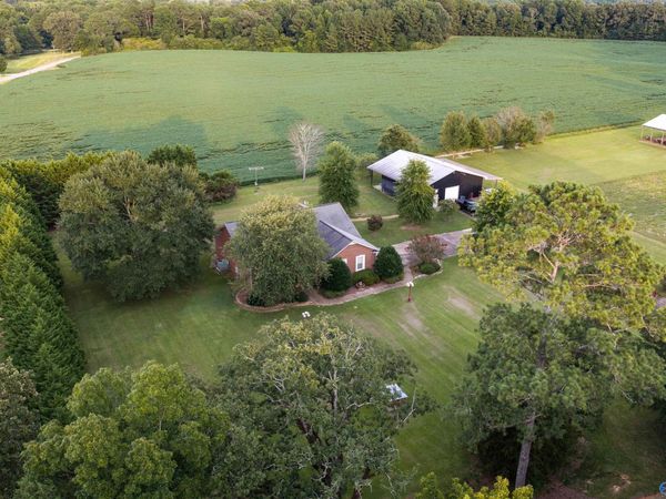 71 Coats Bend Circle, Gadsden, AL 35901
