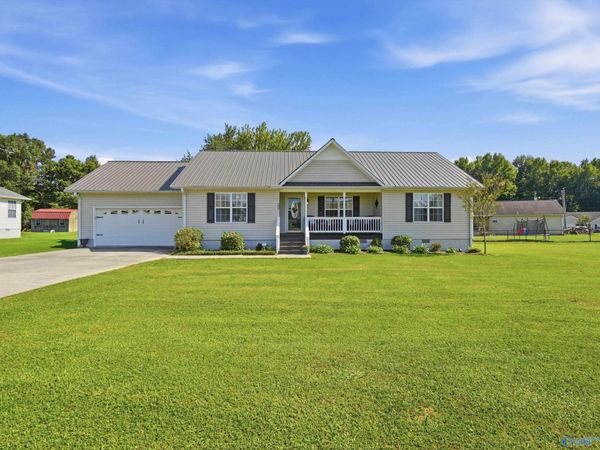 286 Land Circle, Albertville, AL 35950