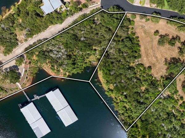 2908 Marina Shores DR, Spicewood, TX 78669