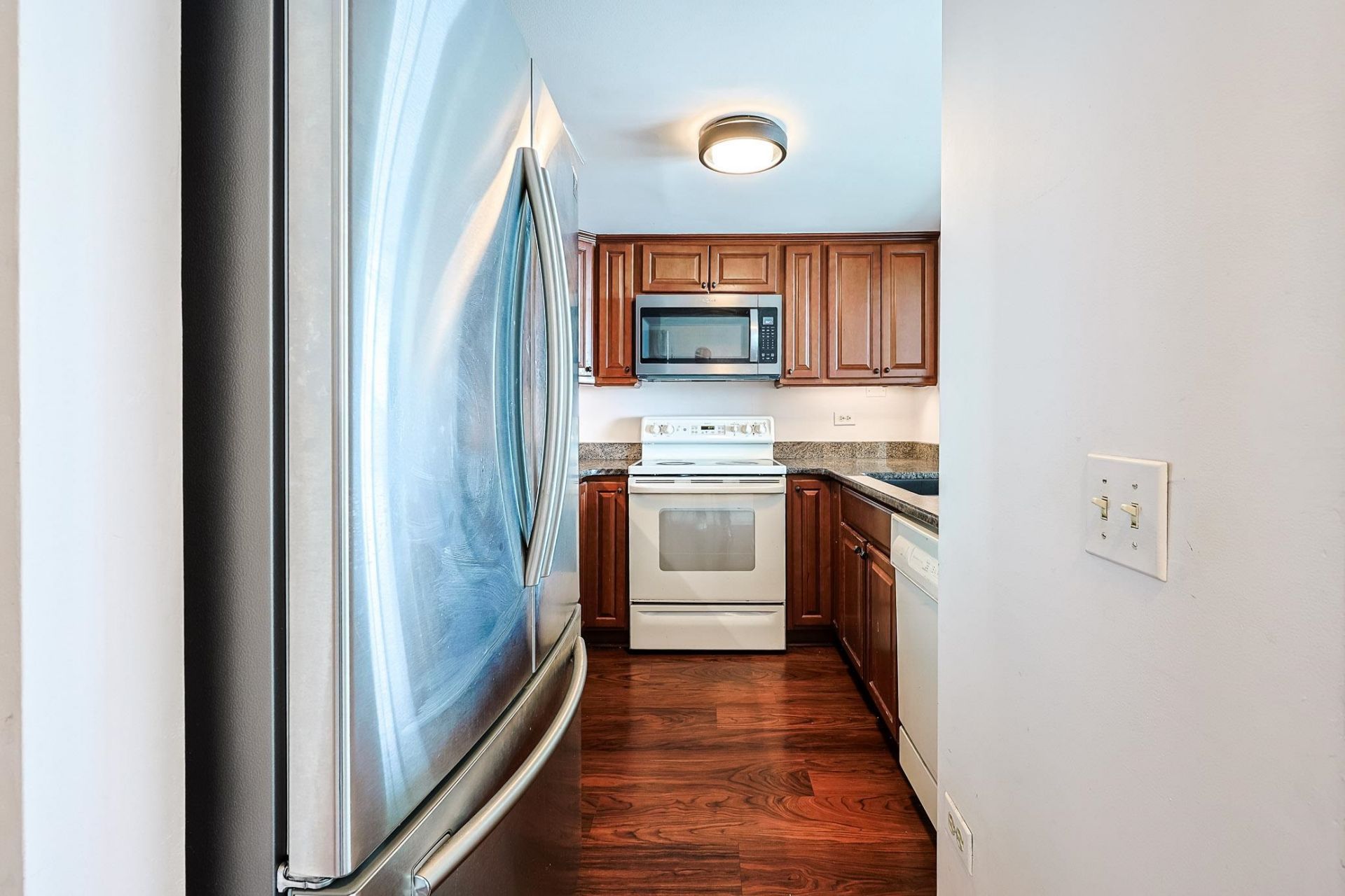 100 Ocean Creek Dr. Photo 10