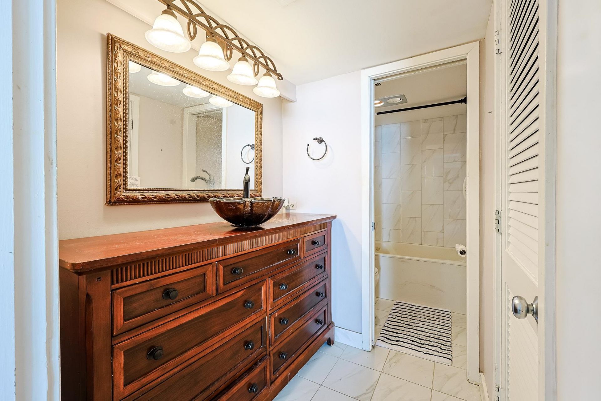 100 Ocean Creek Dr. Photo 15