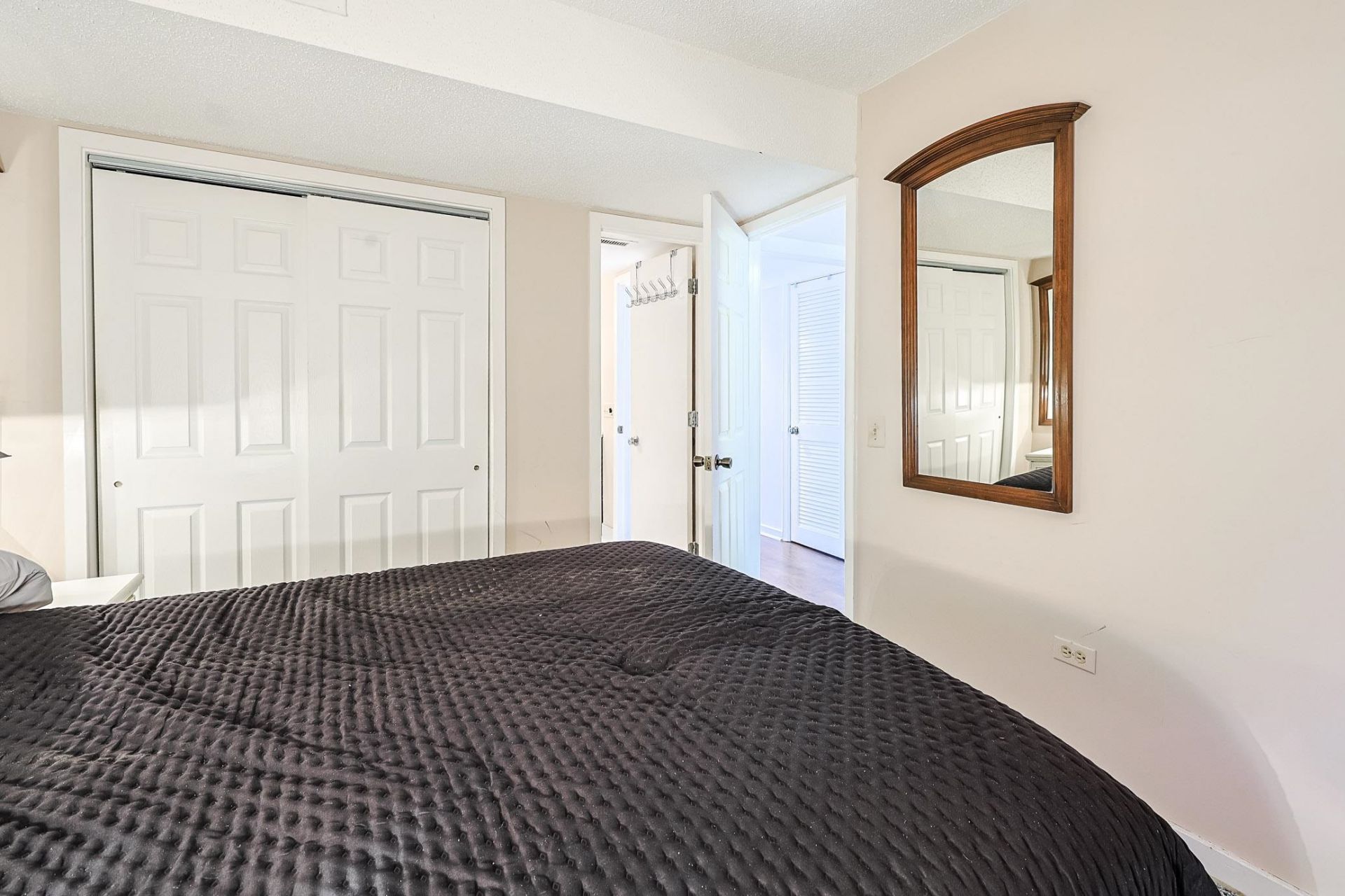 100 Ocean Creek Dr. Photo 20